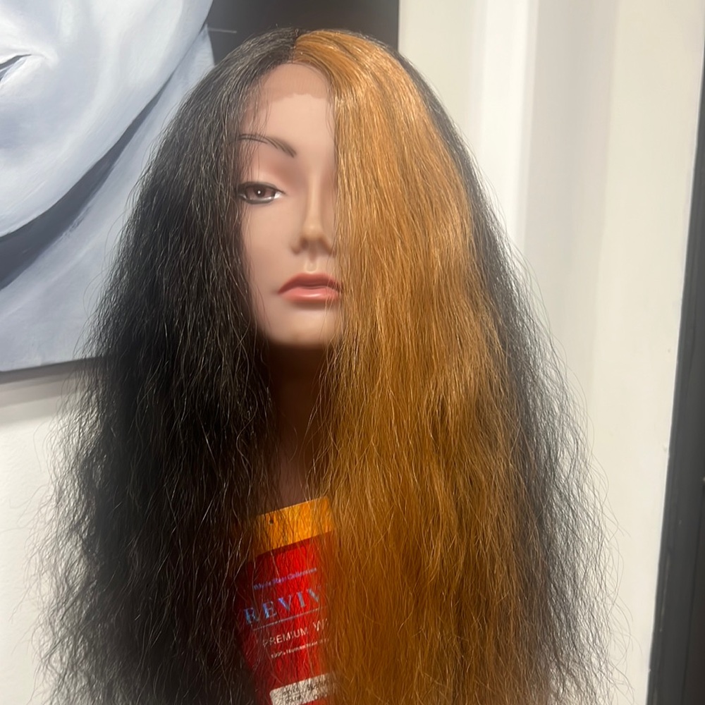 LACE FRONT WIG